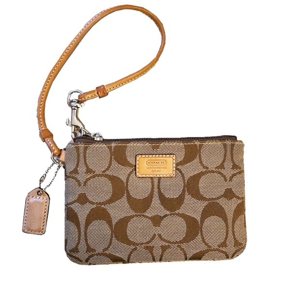 Coach Signature Wristlet Clutch Wallet Coin Purse - Picture 1 of 5